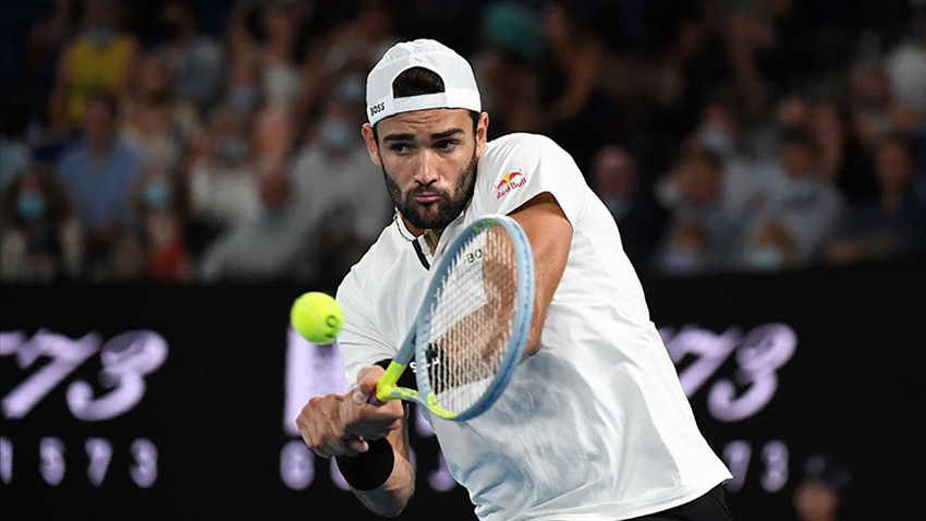 Covid-19'a yakalanan İtalyan tenisçi Berrettini, Wimbledon'dan çekildi