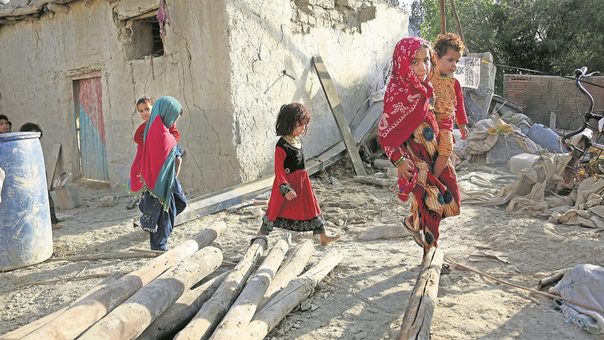 Açlıkla boğuşan Afganistan’ı bir de deprem vurdu. 22 Haziran’da ülkenin doğusunda meydana gelen depremde 1000’in üzerinde insan hayatını yitirdi.