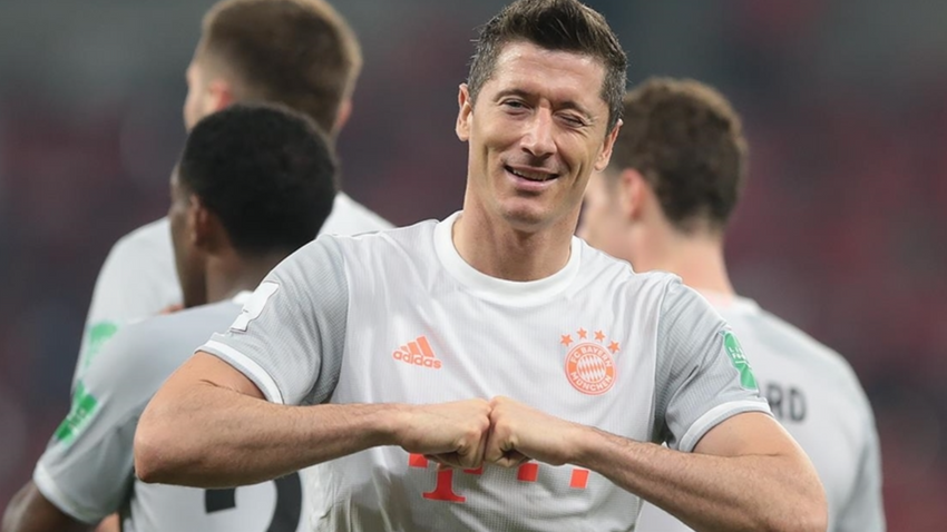 Barcelona, Robert Lewandowski transferini açıkladı