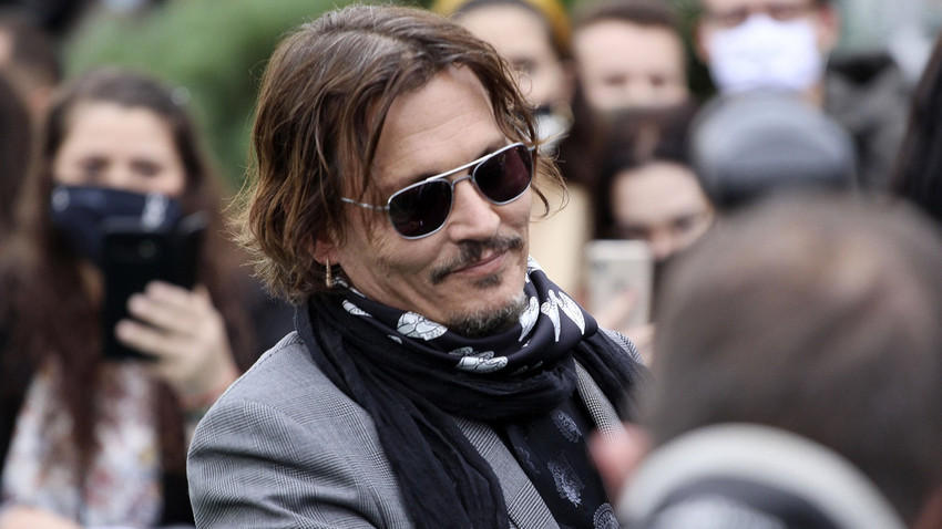 Johnny Depp bu kez de intihalle suçlanıyor