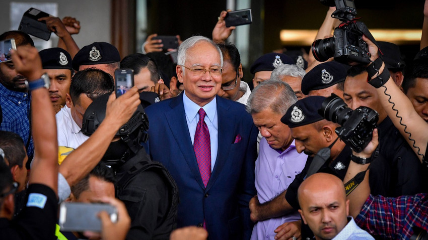 Malezya eski Başbakanı Rezak'ın mahkumiyeti onandı