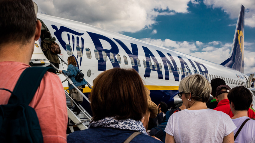 Avrupa'nın popüler hava yolu şirketi Ryanair, Brüksel Havalimanı'ndan çekiliyor