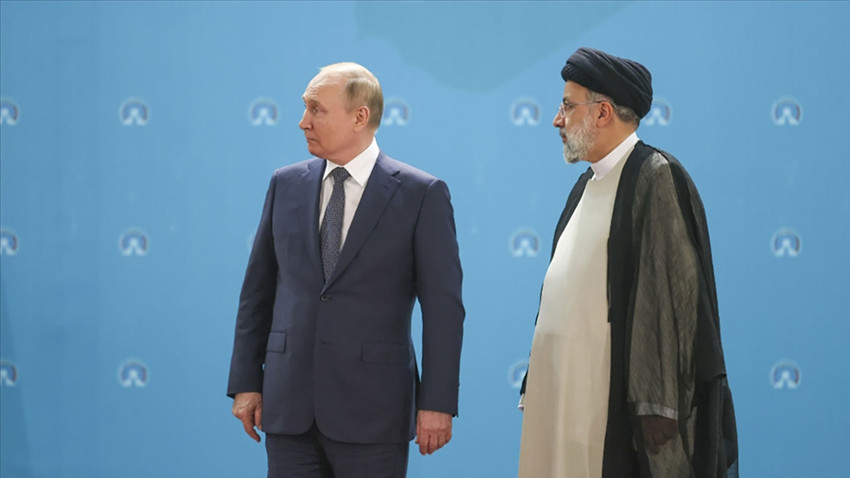 Rusya Devlet Başkanı Putin, İran Cumhurbaşkanı Reisi ile bir araya geldi
