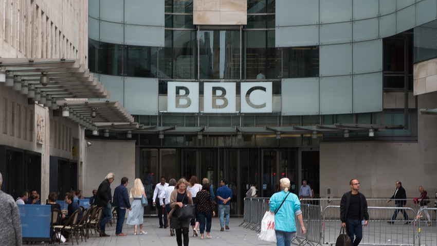 BBC, 382 iş pozisyonunu kapatmayı ve bazı programları sonlandırmayı planlıyor