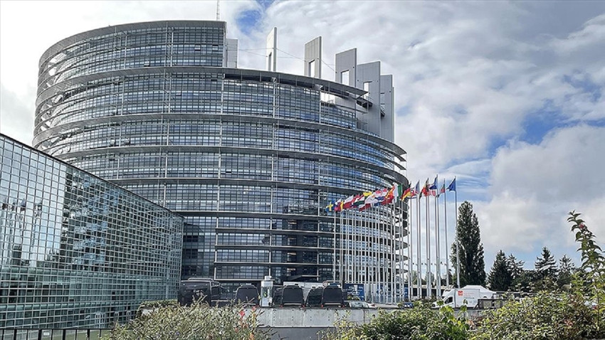 Rusya'yı terör destekçisi ilan eden Avrupa Parlamentosu siber saldırıya uğradı