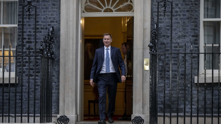 İngiltere’nin yeni Maliye Bakanı Jeremy Hunt: Mini bütçe düzenlemeleri hataydı