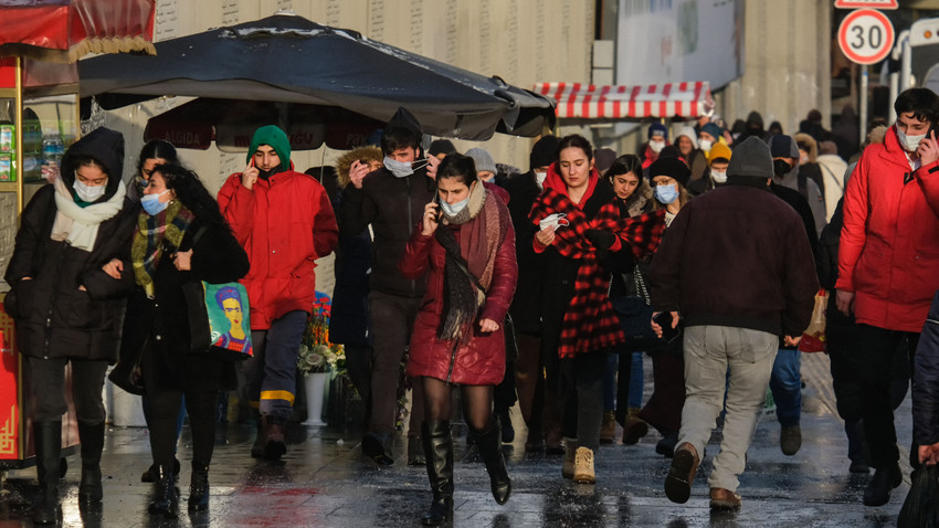 Bakan Koca'dan Covid-19 için aralık ayı uyarısı: Vakalar artabilir