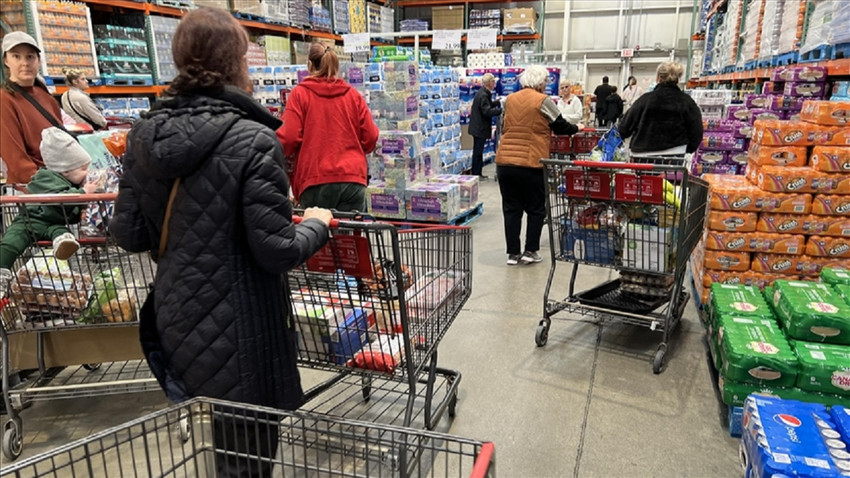 Kanadalılar artan fiyatlar nedeniyle gıda stokluyor