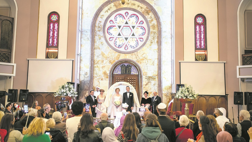 Temsili bir Yahudi düğün töreni (Fotoğraf: Can Özer)