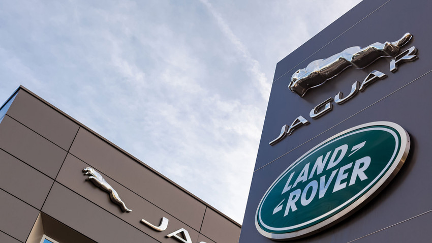 Jaguar Land Rover, Meta ve Twitter çalışanlarının peşine düştü