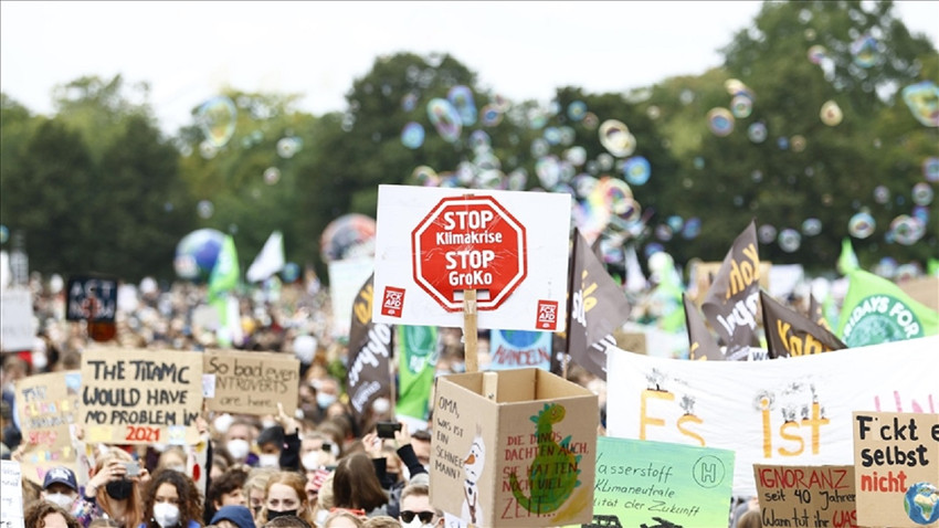 İsveç'te çevre aktivistleri, iklim politikaları nedeniyle devlet hakkında suç duyurusunda bulundu