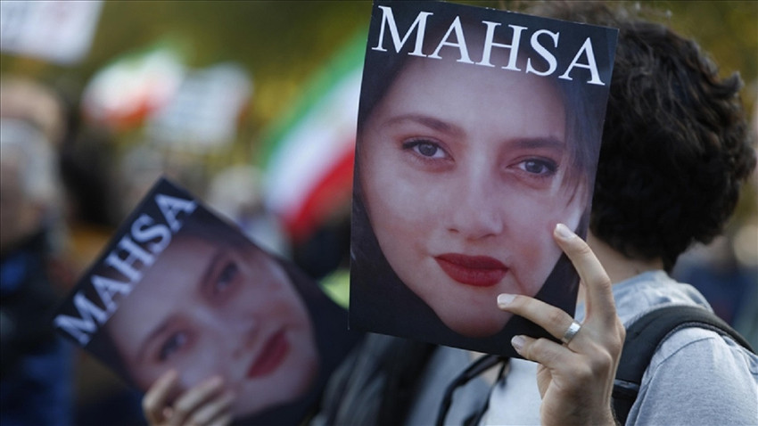 İran: Mahsa Emini'nin babası Emced Emini'ye yönelik suikast girişimi engellendi