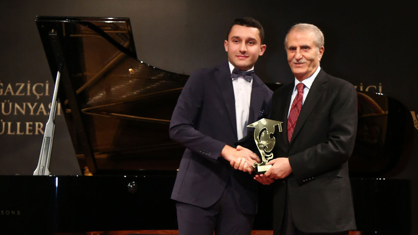 IC Holding Yönetim Kurulu Başkanı İbrahim Çeçen’e Hayat Boyu Başarı Ödülü
