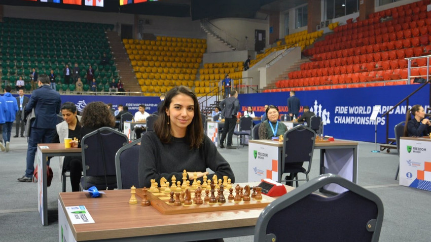 Turnuvalara başörtüsü takmadan katılan İranlı satranç oyuncusu İspanya'ya sığındı