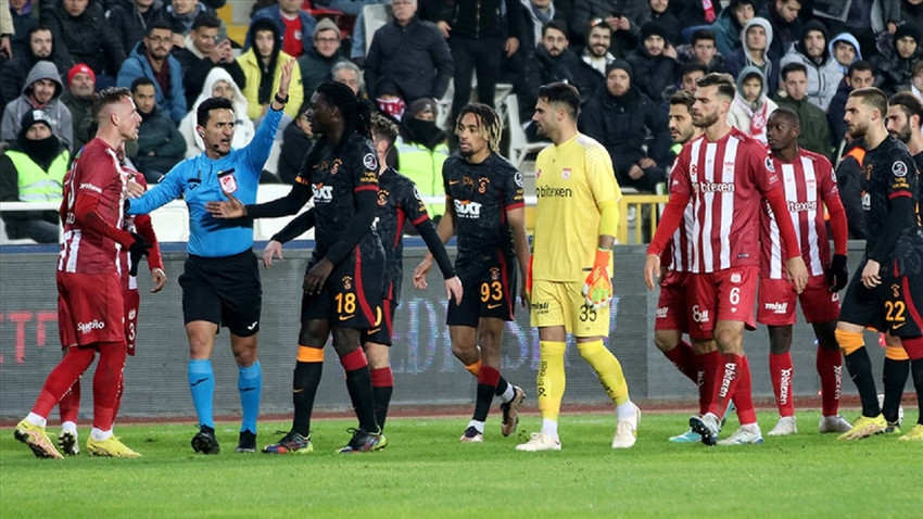 TFF, Gaziantep FK-Beşiktaş ve Sivasspor-Galatasaray maçlarının VAR kayıtlarını açıkladı