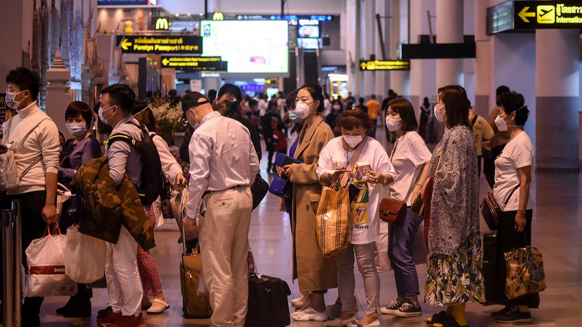 Çin, Hong Kong'dan gelen yolculara 8 Ocak'tan itibaren karantina uygulamayacak