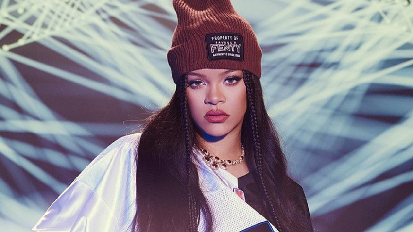 Rihanna'dan Super Bowl için özel koleksiyon