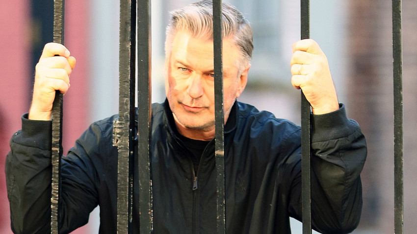 Alec Baldwin hakkındaki suçlamalar düştü