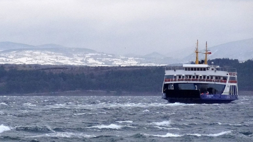 Güney Marmara'da bazı feribot seferleri iptal edildi