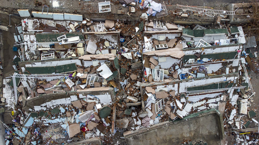 Dünya Sağlık Örgütü deprem için acil durum ilan etti