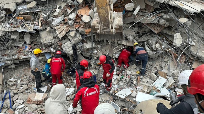 Deprem felaketinde can kaybı 19 bin 875'e yükseldi