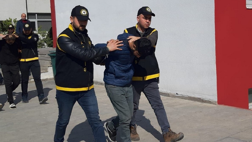 Adana'da deprem sürecinde hırsızlık olaylarına karışan 32 zanlı tutuklandı