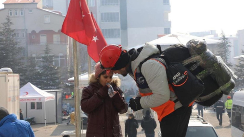 Refakatsiz depremzede çocuklar için yüz tanıma yazılımı kullanıma sunuldu