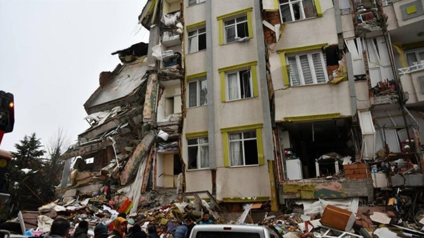 Gaziantep'te depremde yıkılan binanın 2 müteahhidi tutuklandı