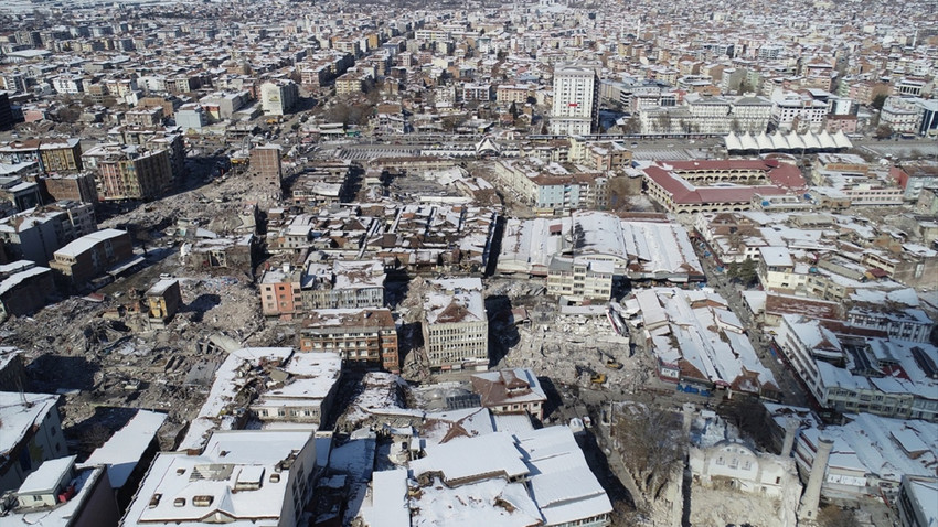 Malatya Valiliği: Depremde yıkılan bina sayısı 3 bin 889