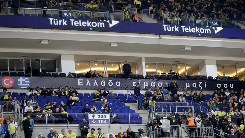 Fenerbahçe Beko'nun Euroleague maçında hükümet istifa tezahüratı