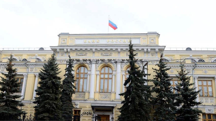 Rusya Merkez Bankası sermaye kontrollerini 6 ay uzattı