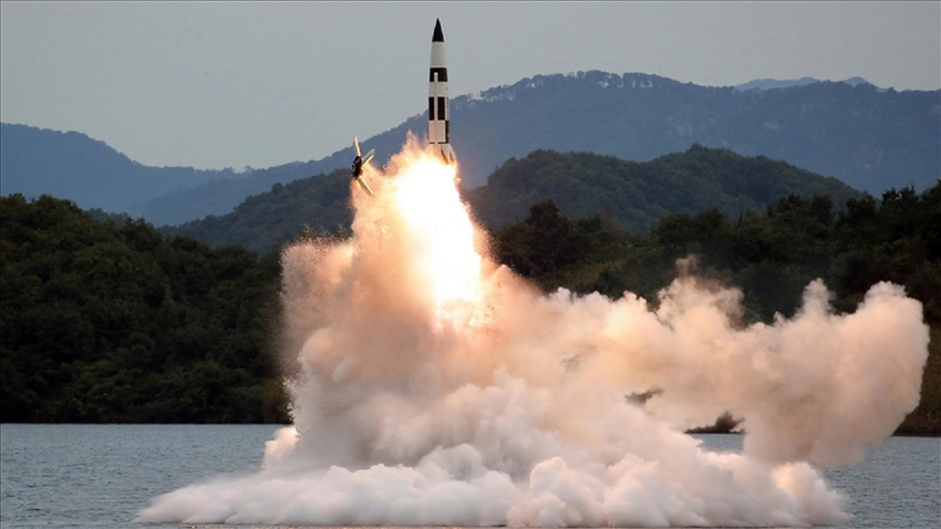 Güney Kore, Kuzey Kore'nin füze fırlattığını duyurdu