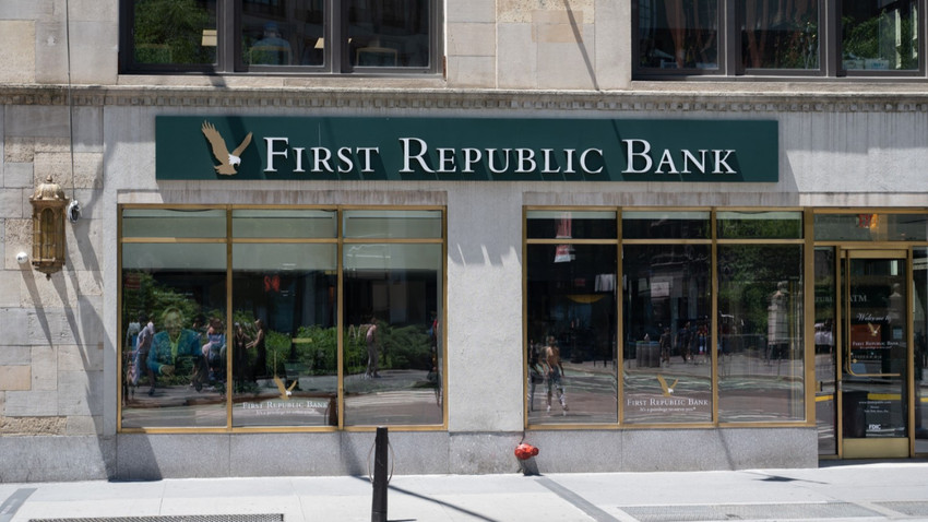 ABD'li First Republic Bank 11 büyük bankadan 30 milyar dolarlık mevduat aldı