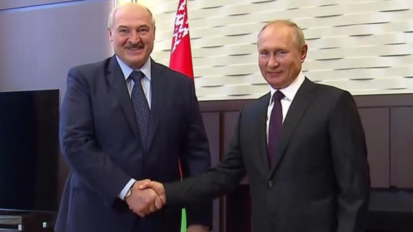 Putin nükleer silahları Belarus'a taşımak için ilk adımı attı