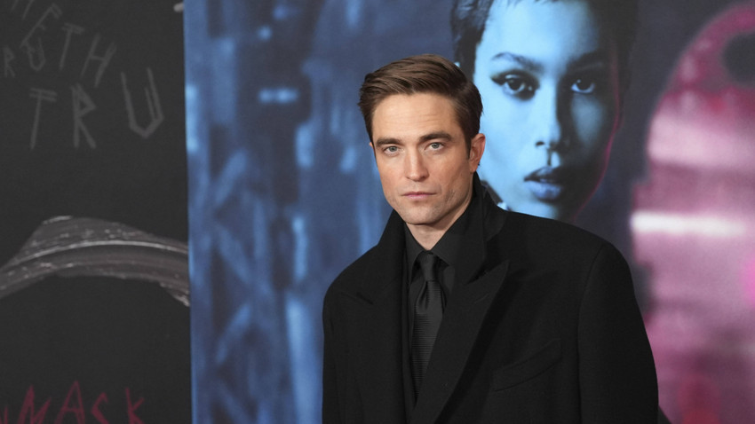 Robert Pattinson, Amy Adams ve Robert Downey Jr, Average Height, Average Build'da buluşuyor