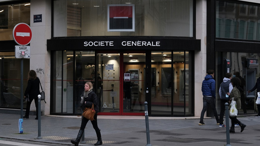 Fransa'daki bankalar baskınların ardından 1,1 milyar dolardan fazla cezayla karşı karşıya