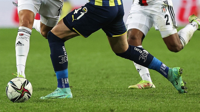 Fenerbahçe Kulübü İstanbulspor maçındaki VAR konuşmalarının yayınlanmasını talep etti