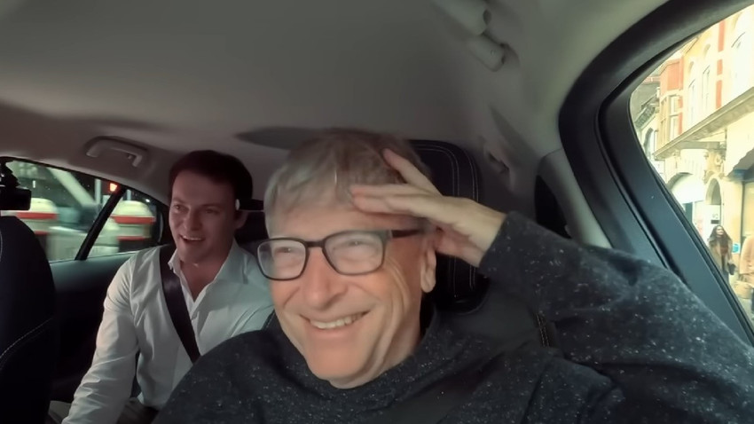 Bill Gates sürücüsüz araçların bilgisayar kadar devrimci olacağını söyledi