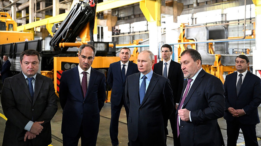 Putin Batılı şirketleri suçladı: Üretimindeki en büyük düşüş otomotiv sektöründe yaşandı