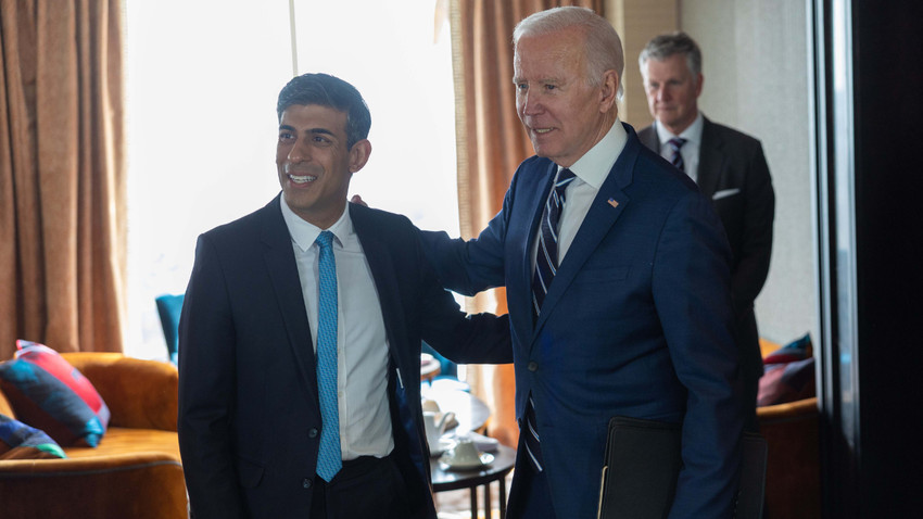 Biden Kuzey İrlanda'da Sunak'ı kenara itip yoluna devam etti