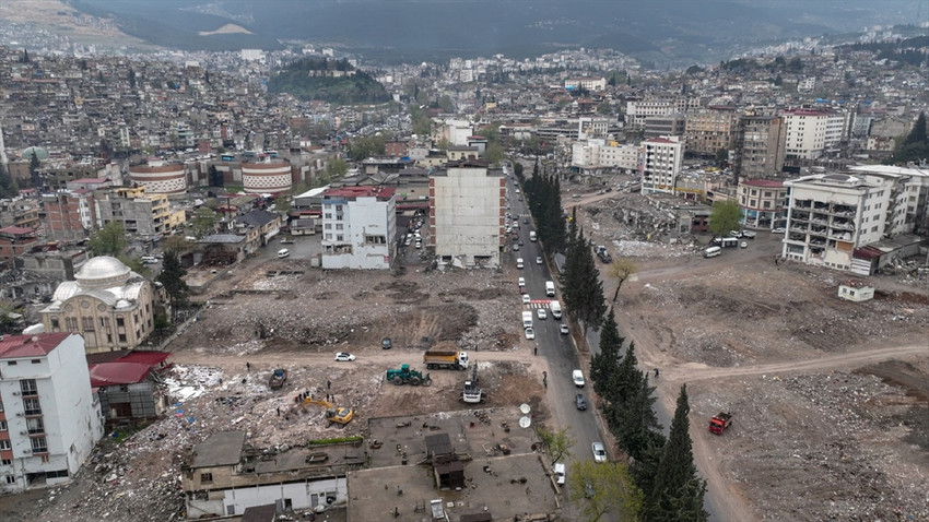 The Telegraph yazdı: 6 Şubat depremlerinden sonra Türkiye'yi yeniden inşa etmek