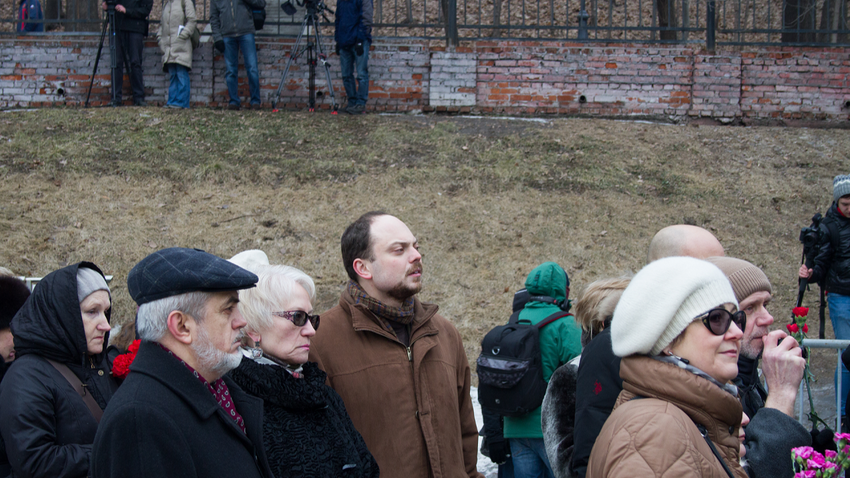 Fotoğraf: Vladimir Kara-Murza (Ortada)