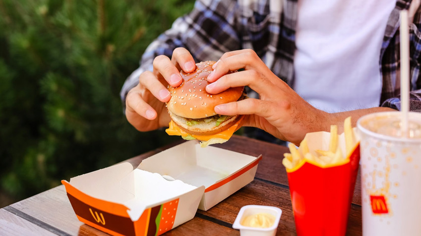 McDonald's 5 yıl sonra ikonik burgerlerinin tarifinde değişikliğe gidiyor
