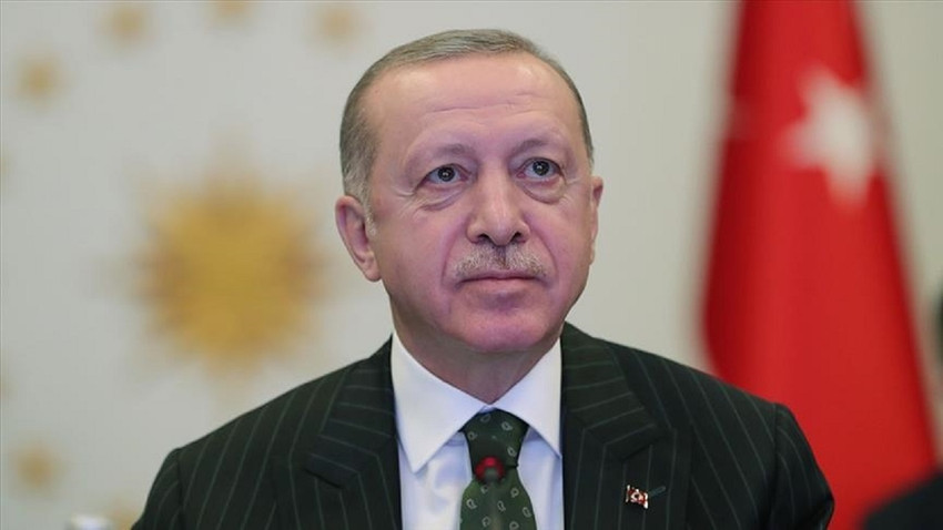 Cumhurbaşkanı Erdoğan canlı yayında rahatsızlandı