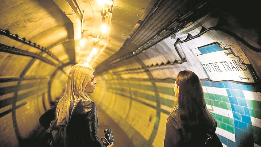 Londra’da 1900’lerin başından kalma tüneller, metro istasyonlarının gizli odaları artık halka açık.