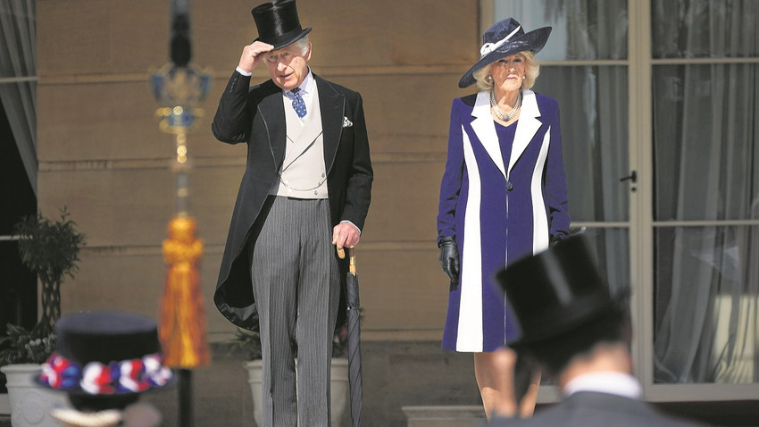 Kral III. Charles ve Konsort Kraliçe Camilla tören öncesi etkinliklere katıldı.  2011’de 7.9 milyon sterlin olan kraliyet bütçesi geçen yıl 86.3 milyon sterline çıktı.