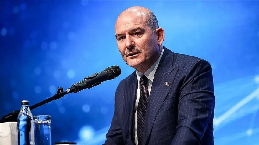 Bakan Soylu: Bütün yeşil pasaportlar hususi pasaportlara dönebilir