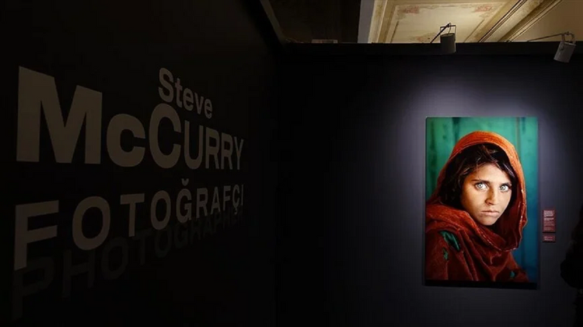 Steve McCurry Afgan Kızı fotoğrafını anlattı