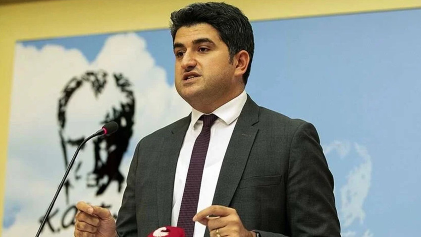 CHP Genel Başkan Yardımcısı Onursal Adıgüzel görevinden ayrıldı