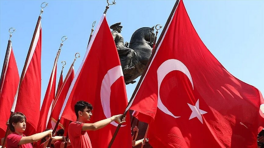Liderlerden 19 Mayıs Atatürk'ü Anma, Gençlik ve Spor Bayramı mesajları
